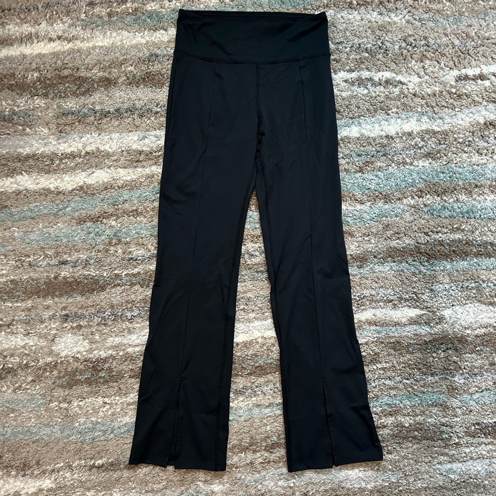 Zobha black leggings size M boot cut slit at ankles